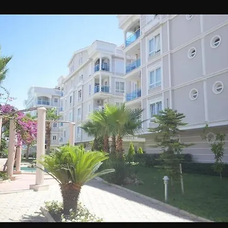 Gardenya House Aparthotel